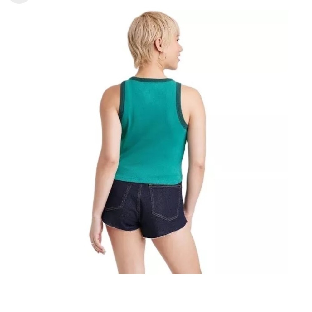 Jurassic Park Women's Graphic Tank
Top Green new - Picture 3 of 5